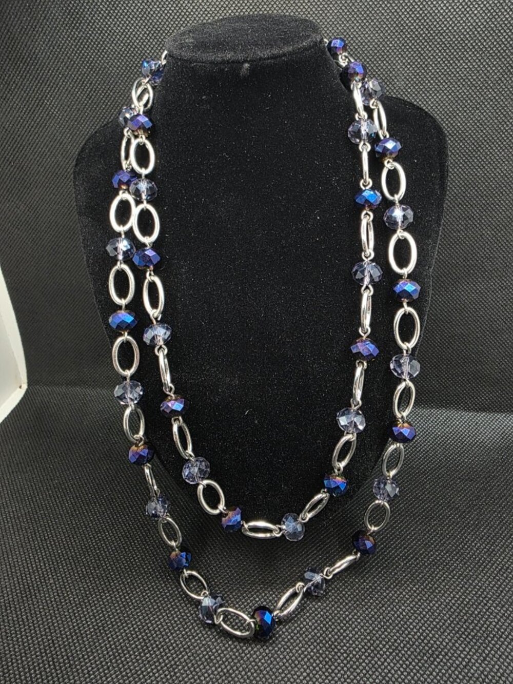 Gorgeous Vintage 42" Continuous Strand Blue Crystal Station Necklace